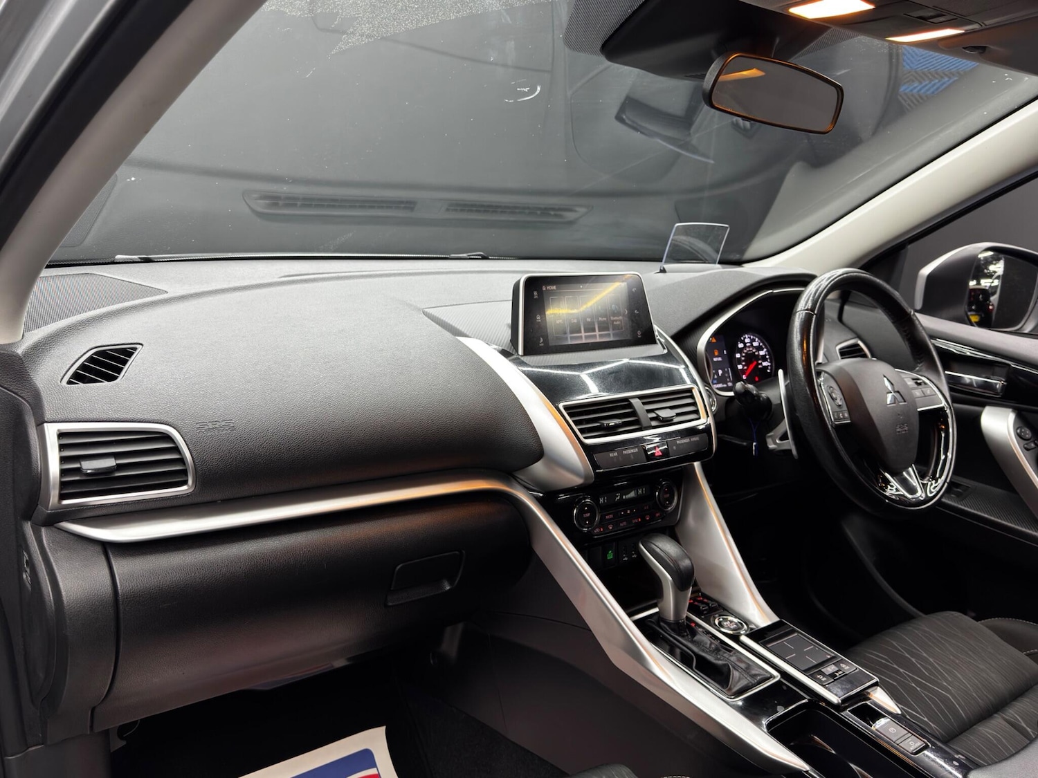 Used Mitsubishi Eclipse Cross 2018 for sale - 76781234: Photo 11