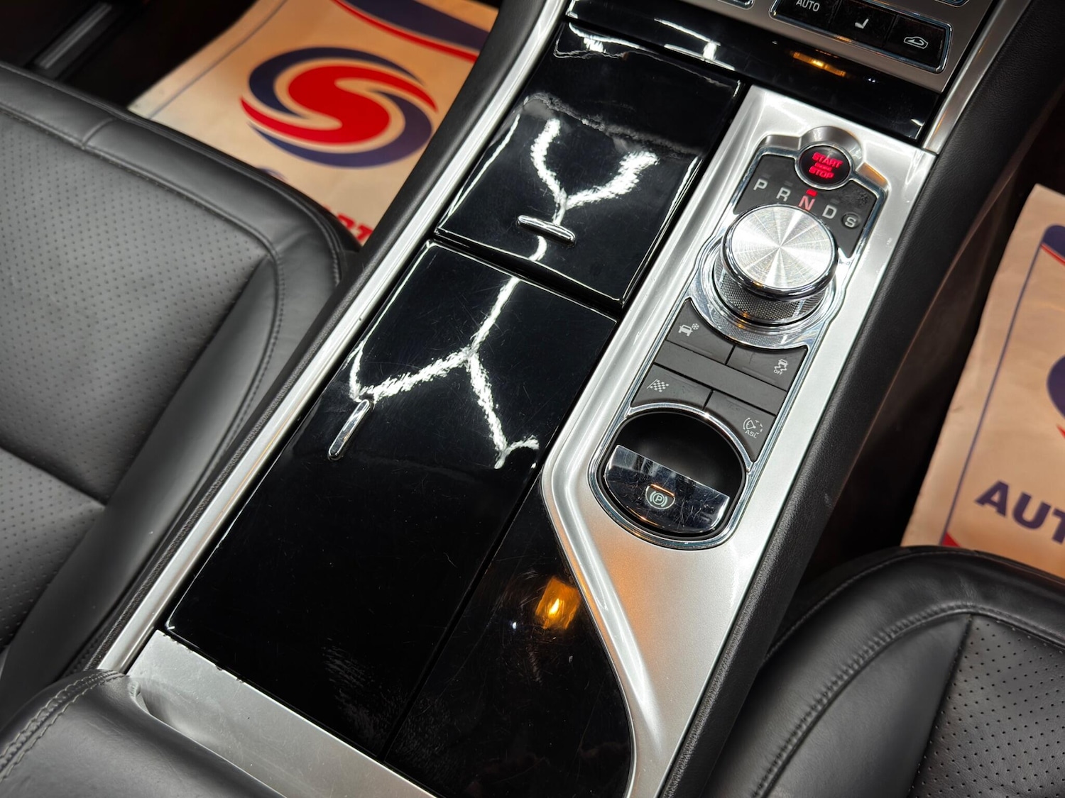 Used Jaguar XF 2013 for sale - 76953247: Photo 24