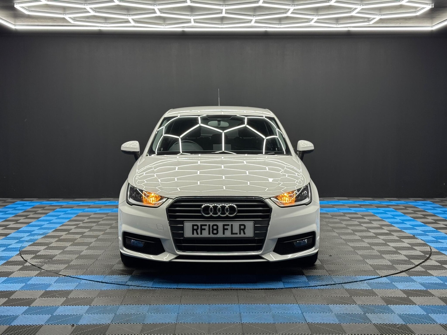 Used Audi A1 2018 for sale - 77230615: Photo 2