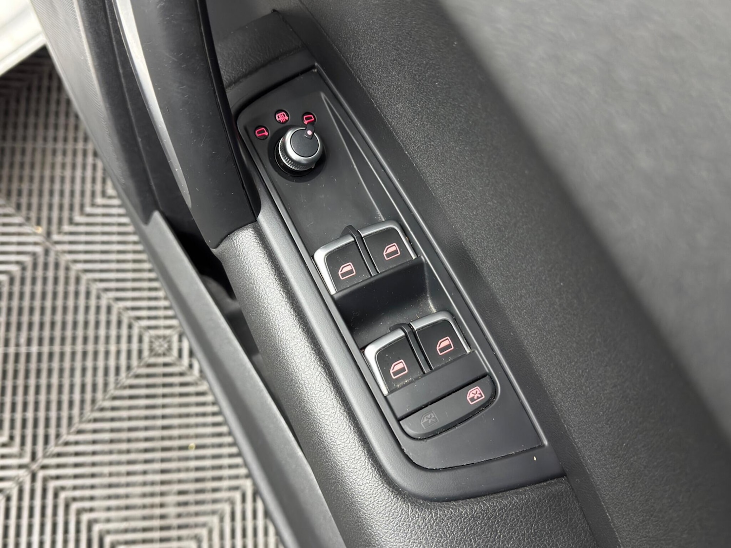 Used Audi A1 2018 for sale - 77230615: Photo 42