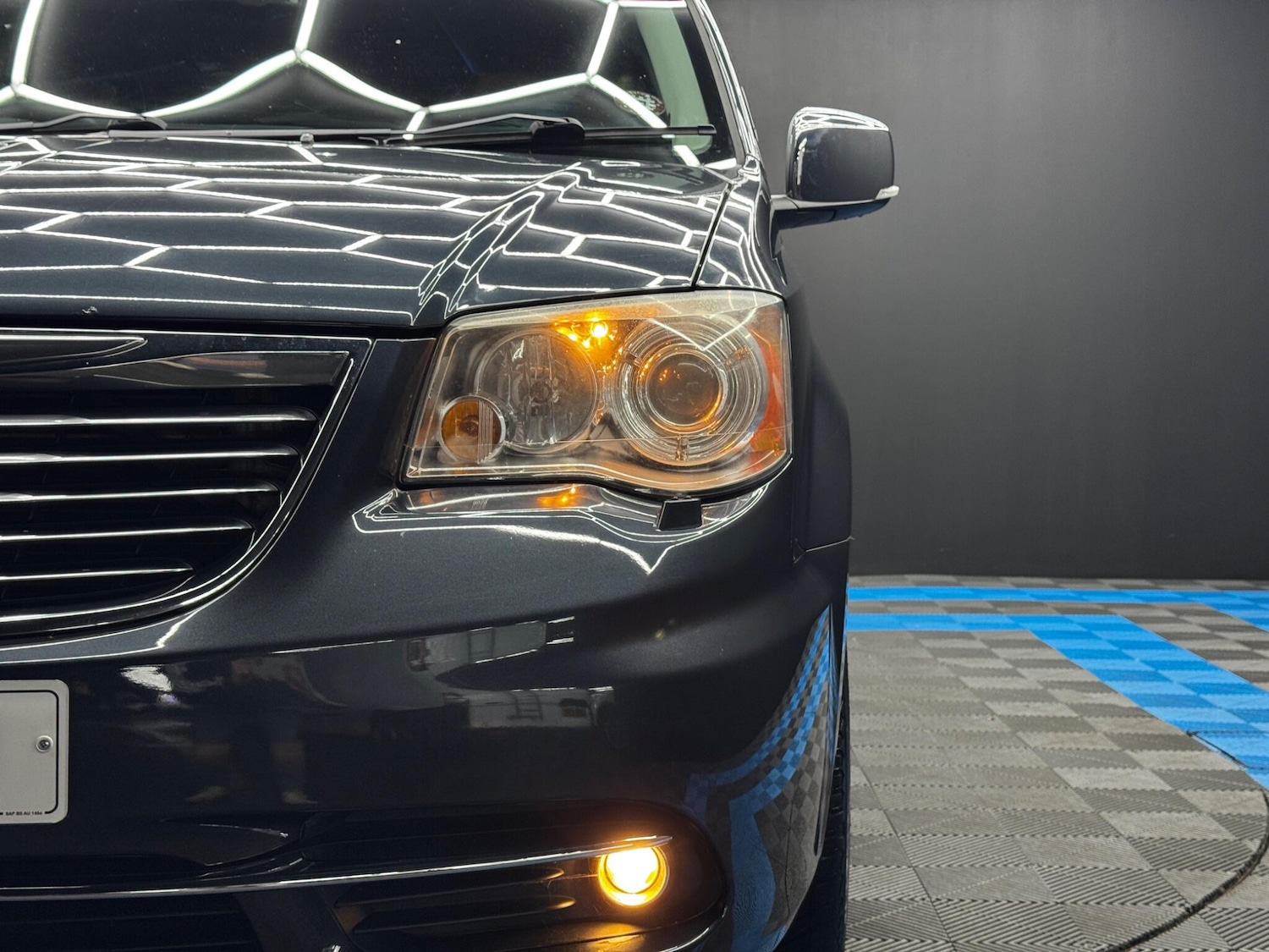 Used Chrysler Grand Voyager 2014 for sale - 77305243: Photo 48