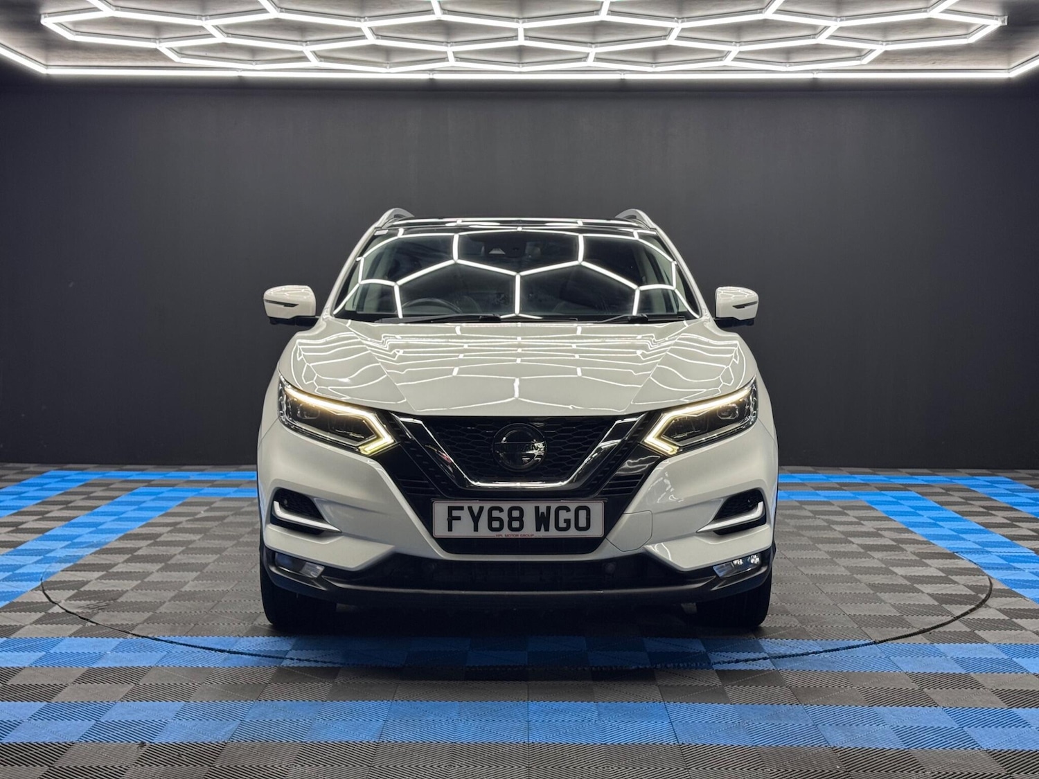 Used Nissan Qashqai 2018 for sale - 76359847: Photo 2