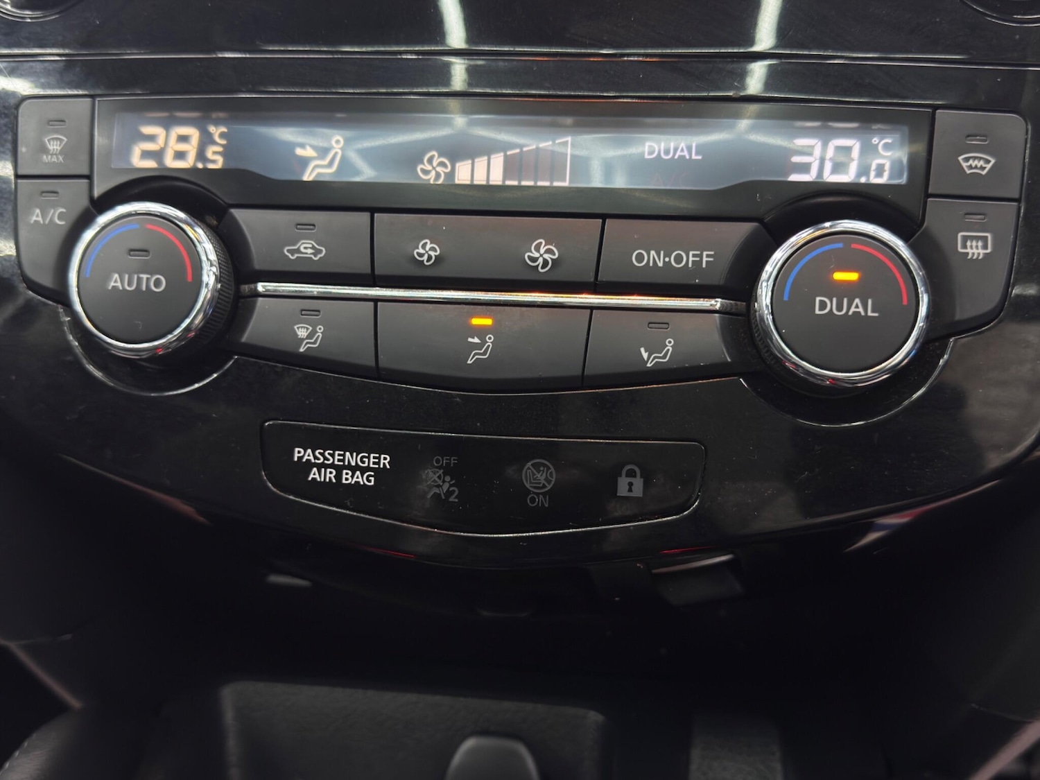Used Nissan Qashqai 2018 for sale - 76359847: Photo 27