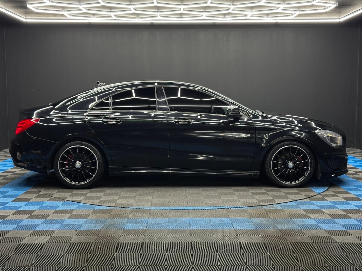 Used Mercedes-Benz CLA for sale - 77768508: Photo 4