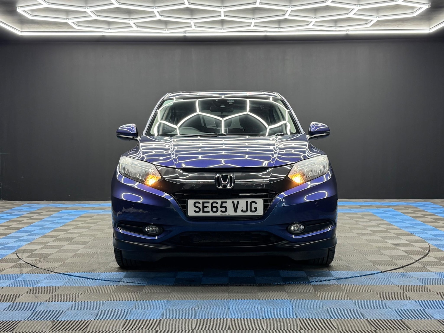 Used Honda HR-V 2016 for sale - 76995124: Photo 2