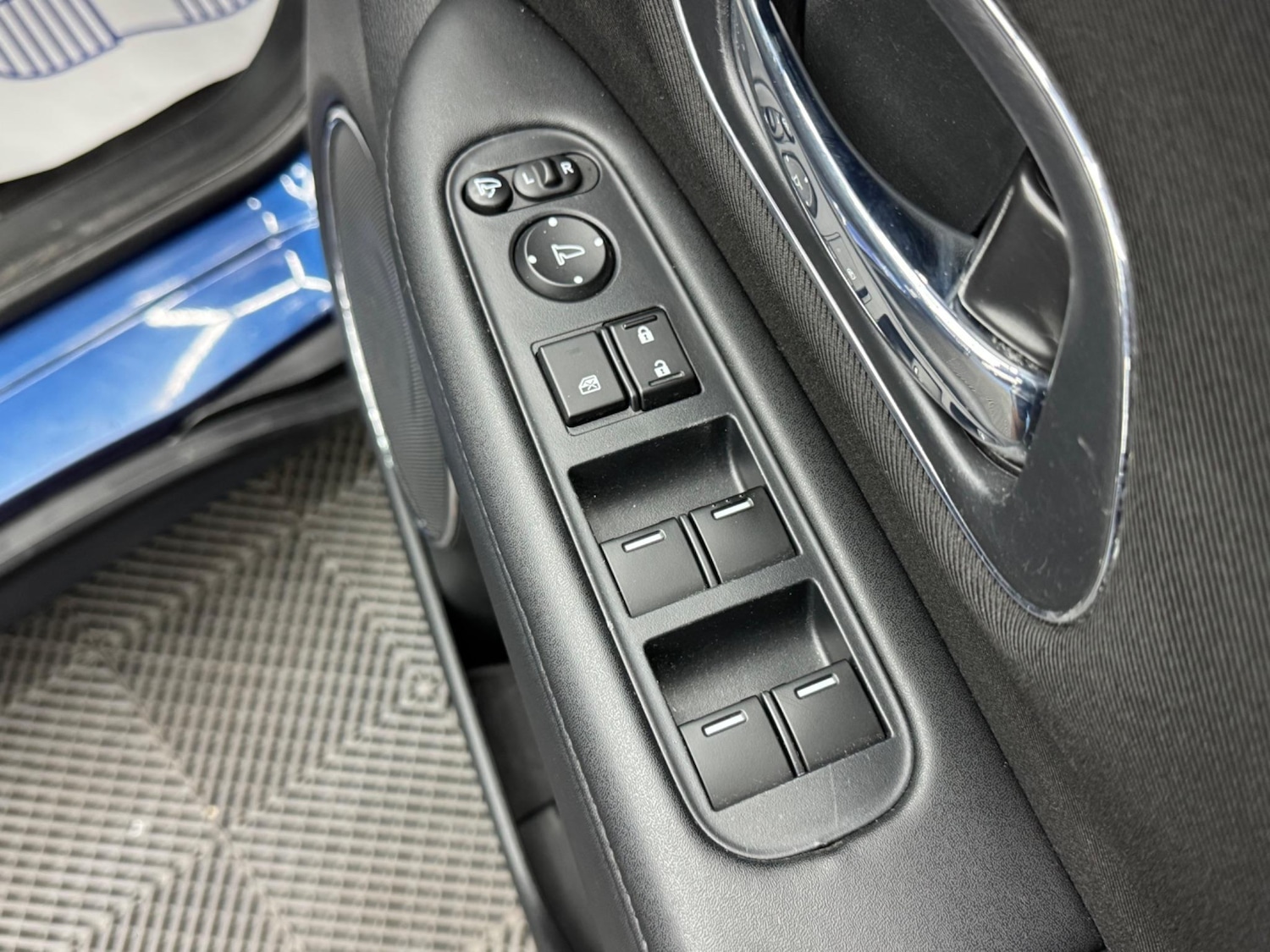 Used Honda HR-V 2016 for sale - 76995124: Photo 34