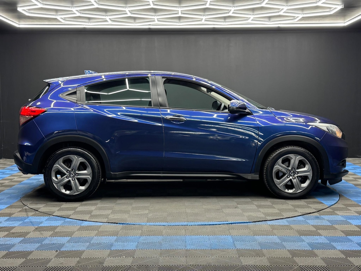 Used Honda HR-V 2016 for sale - 76995124: Photo 4