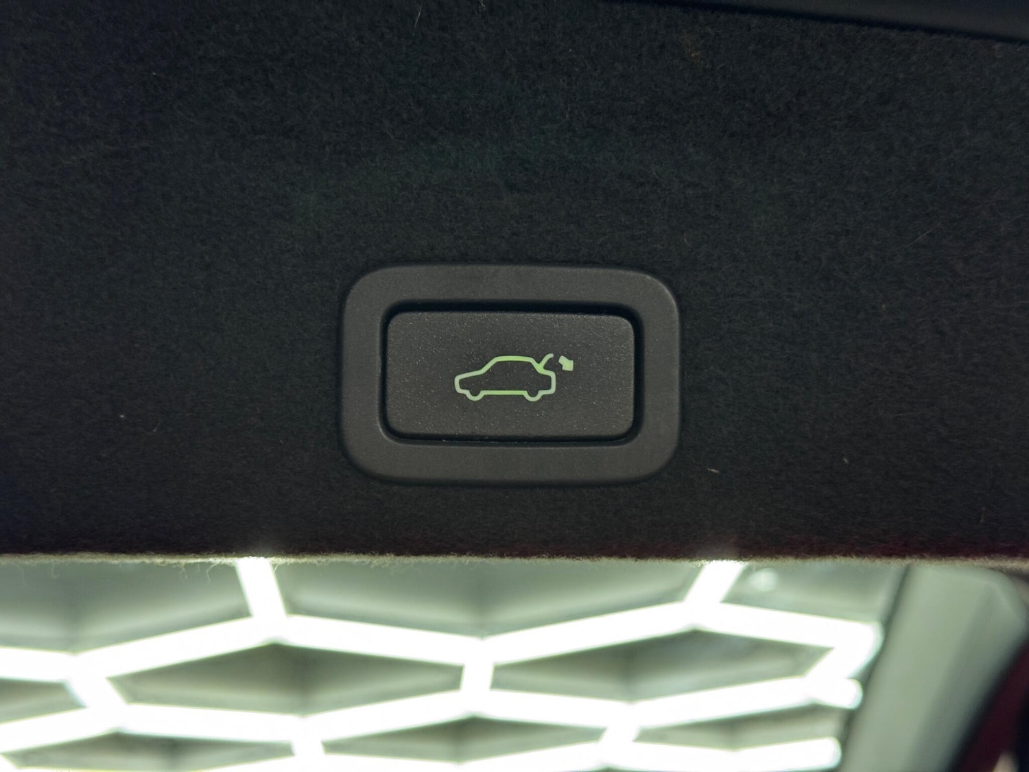 Used Volvo XC60 2016 for sale - 78085722: Photo 36