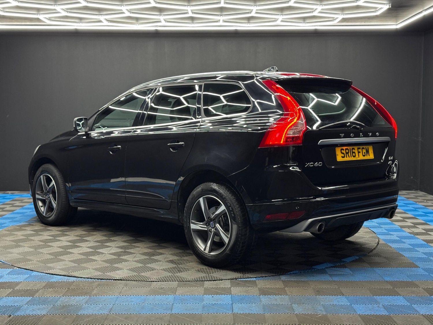 Used Volvo XC60 2016 for sale - 78085722: Photo 7