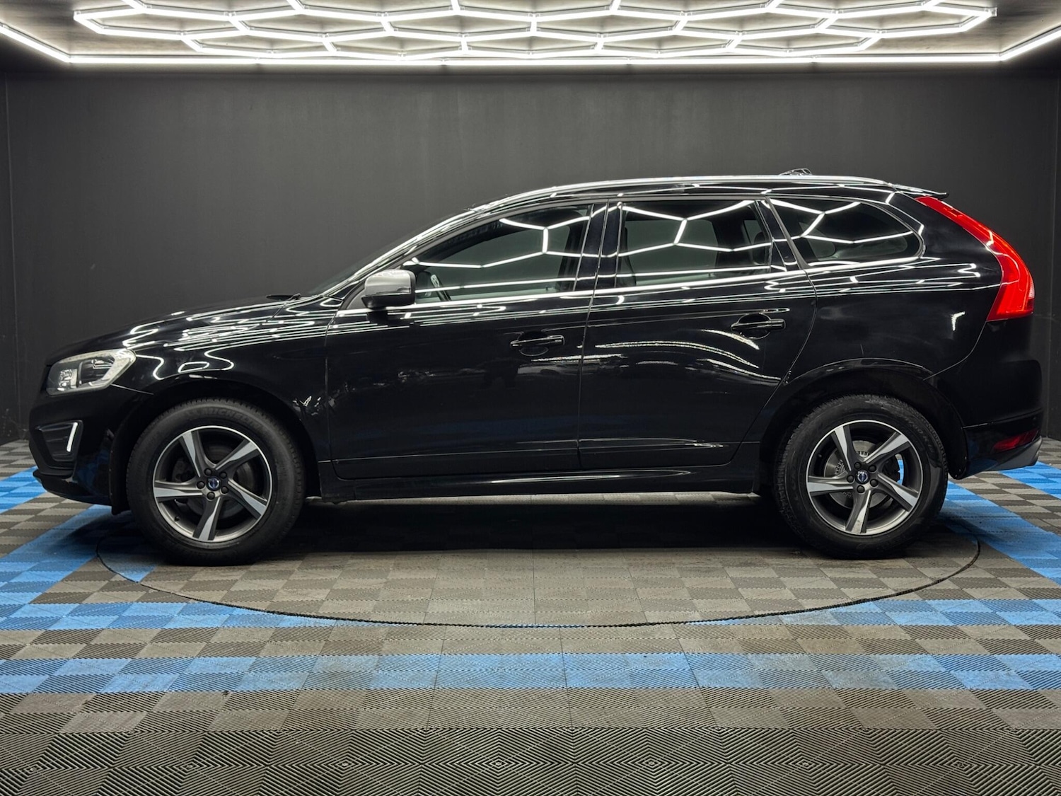 Used Volvo XC60 2016 for sale - 78085722: Photo 8
