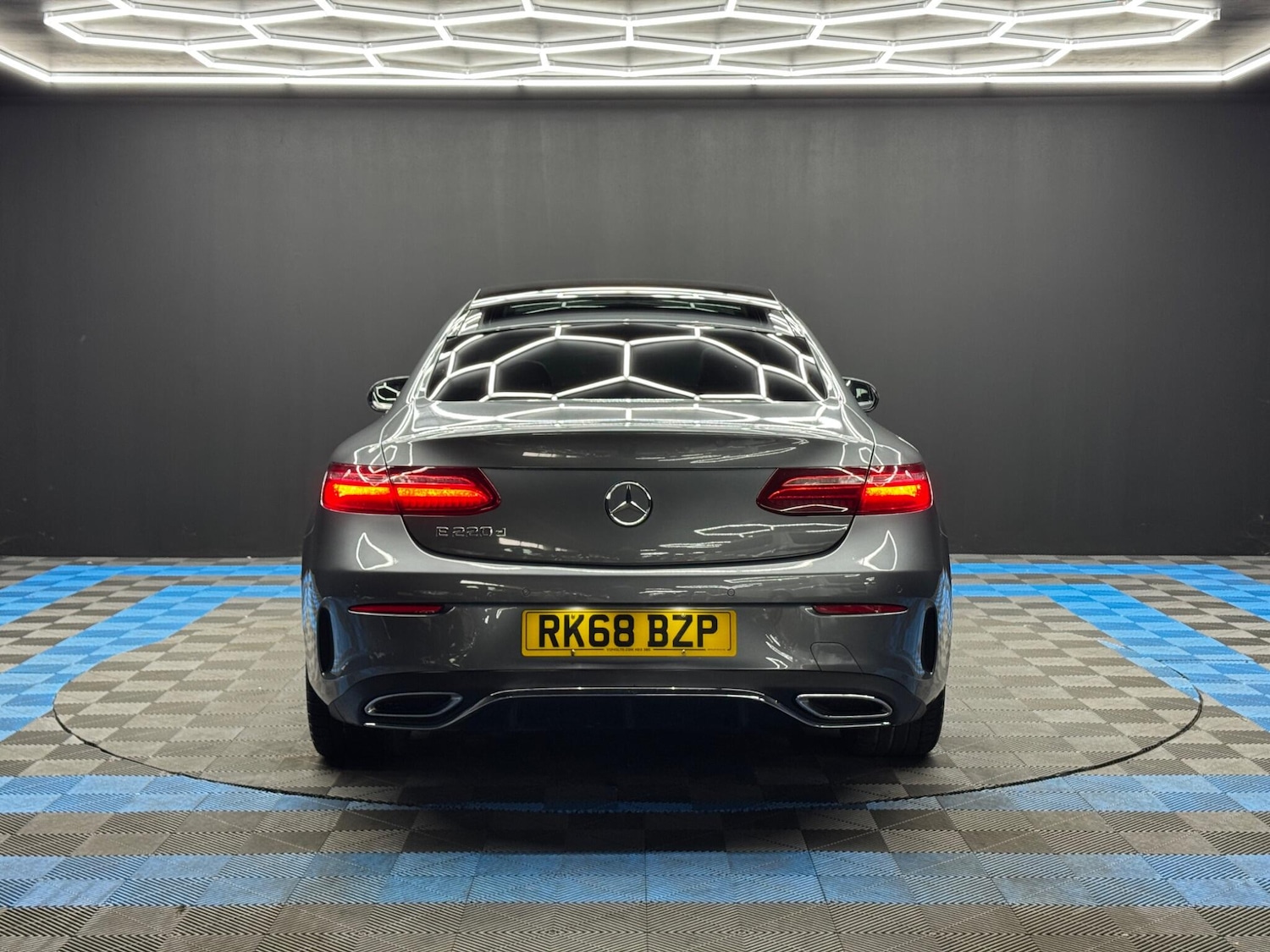 Used Mercedes-Benz E Class 2018 for sale - 77993942: Photo 6