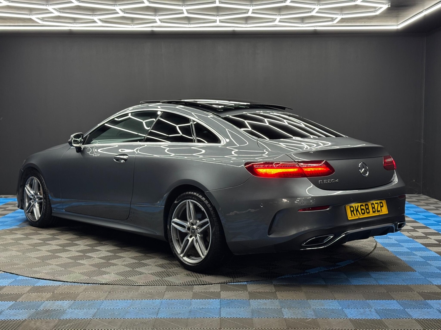 Used Mercedes-Benz E Class 2018 for sale - 77993942: Photo 7