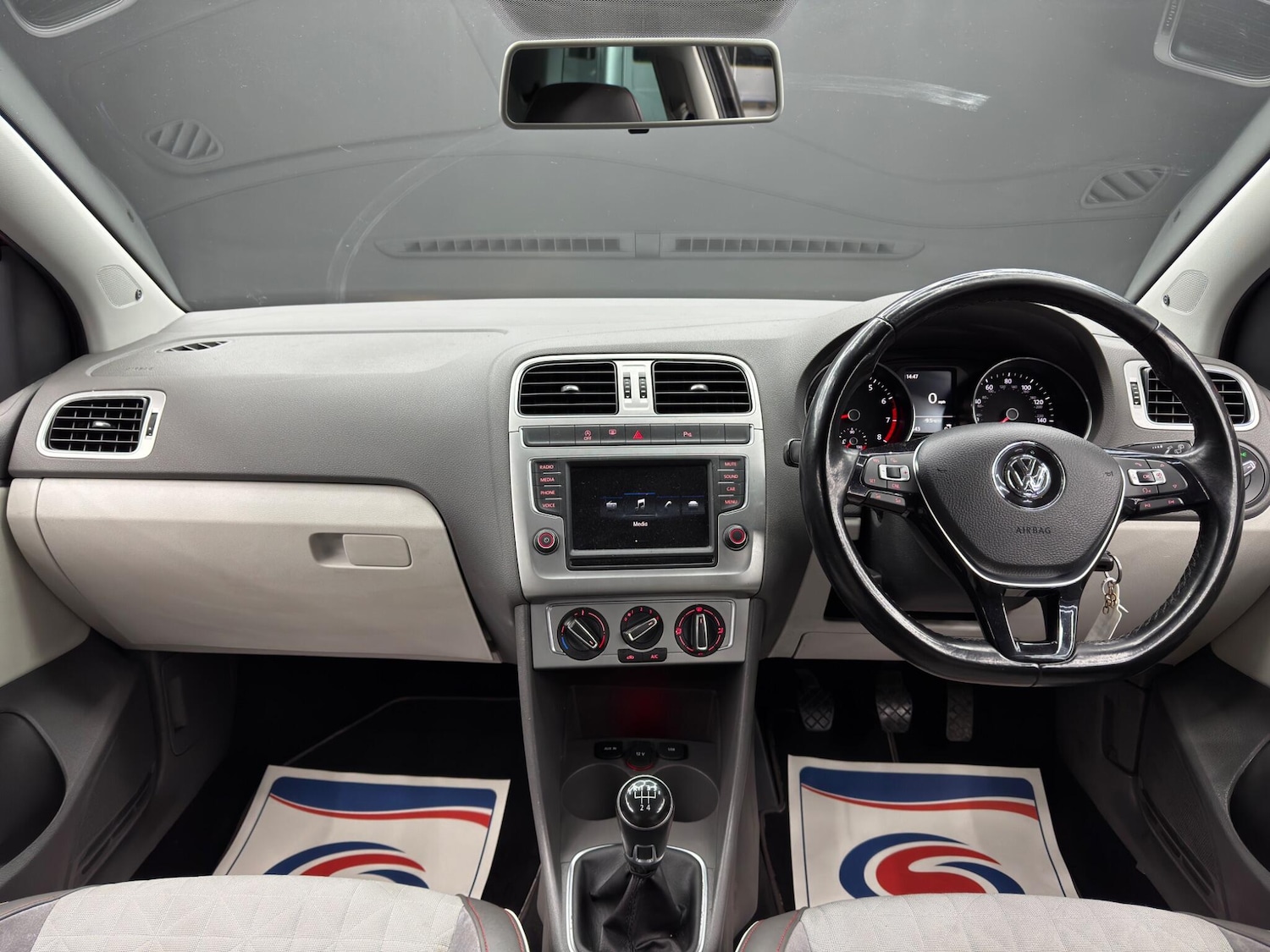 Used Volkswagen Polo 2017 for sale - 77230190: Photo 10