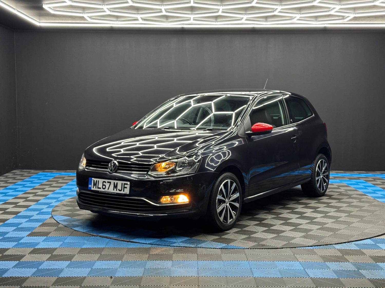 Used Volkswagen Polo 2017 for sale - 77230190: Photo 3