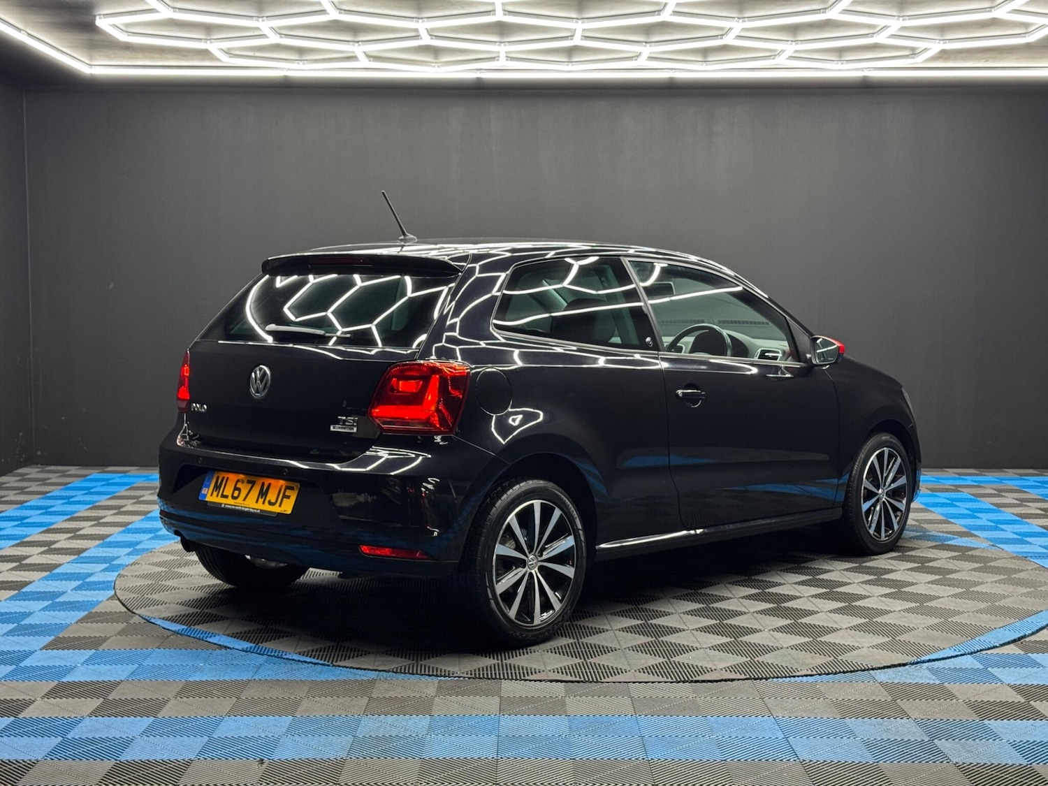 Used Volkswagen Polo 2017 for sale - 77230190: Photo 5