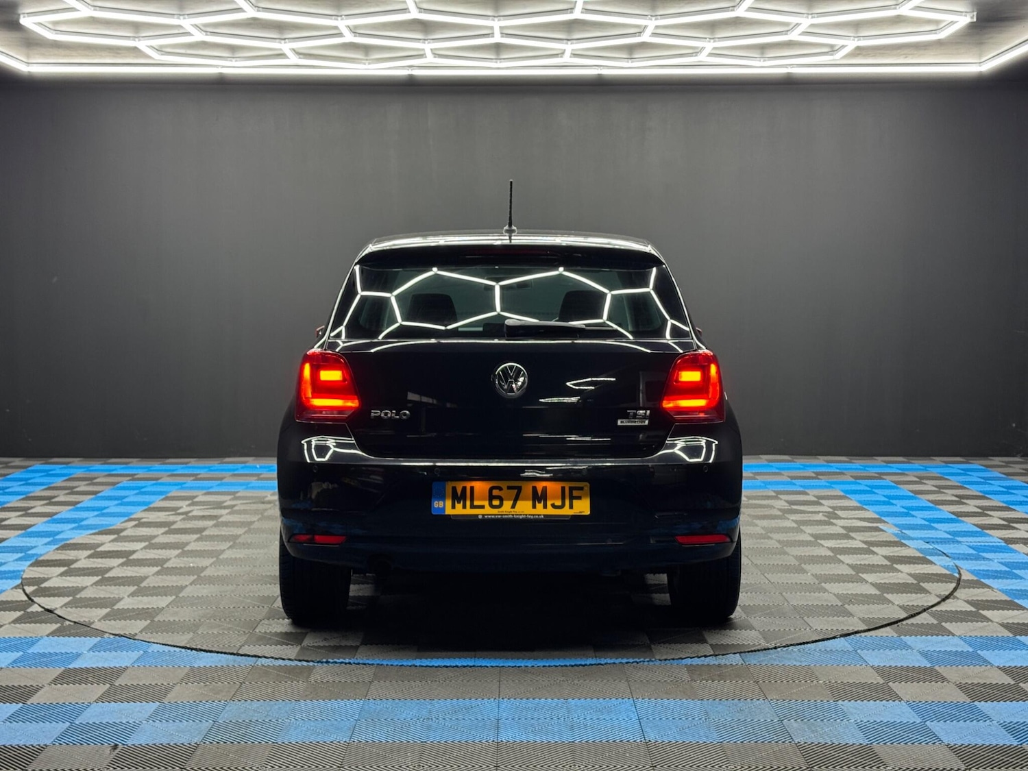 Used Volkswagen Polo 2017 for sale - 77230190: Photo 6