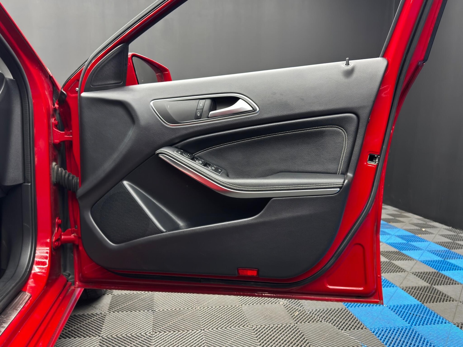 Used Mercedes-Benz A-Class 2017 for sale - 78101193: Photo 35