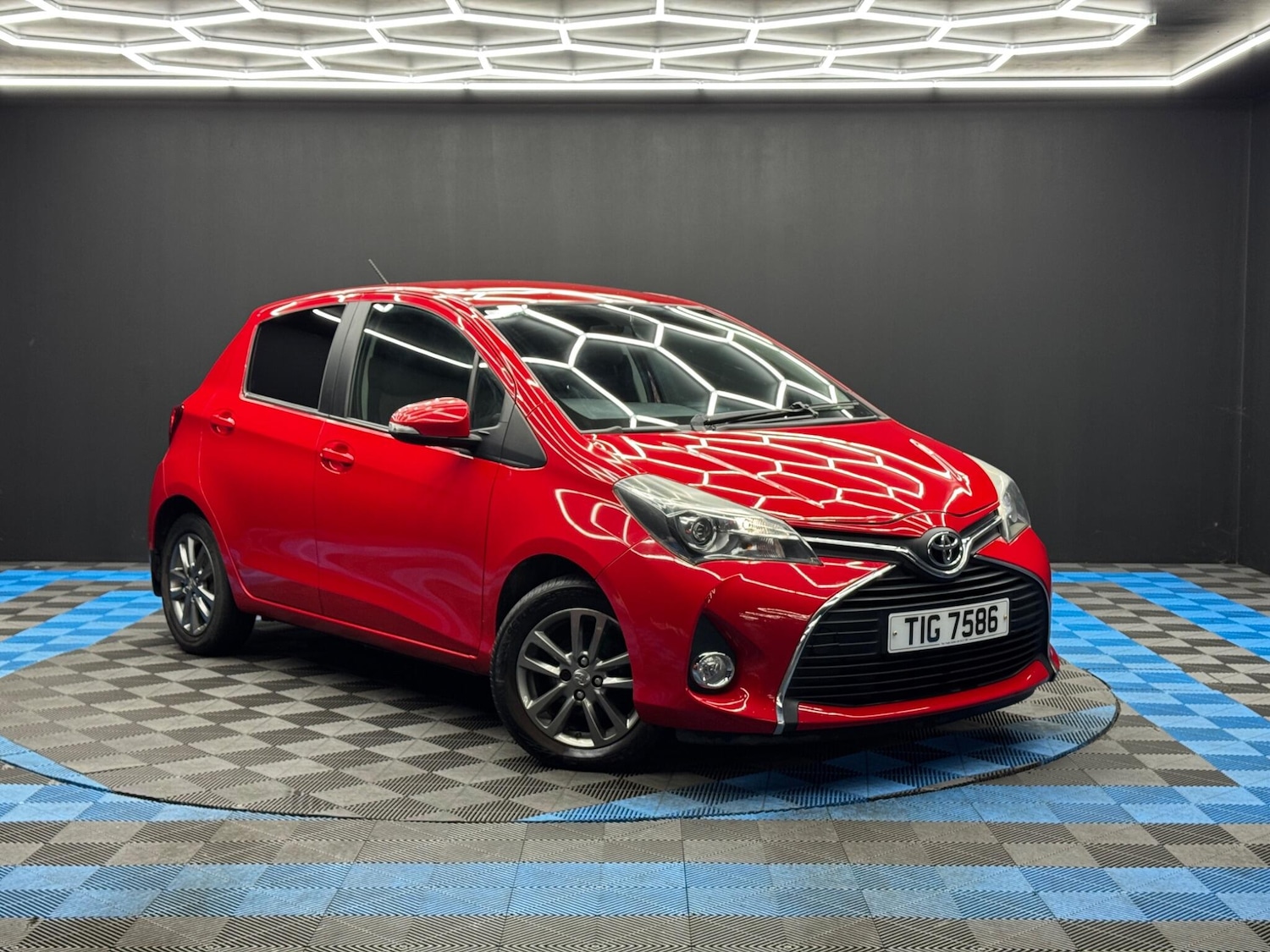 Used Toyota Yaris for sale - 77724079: Photo 1