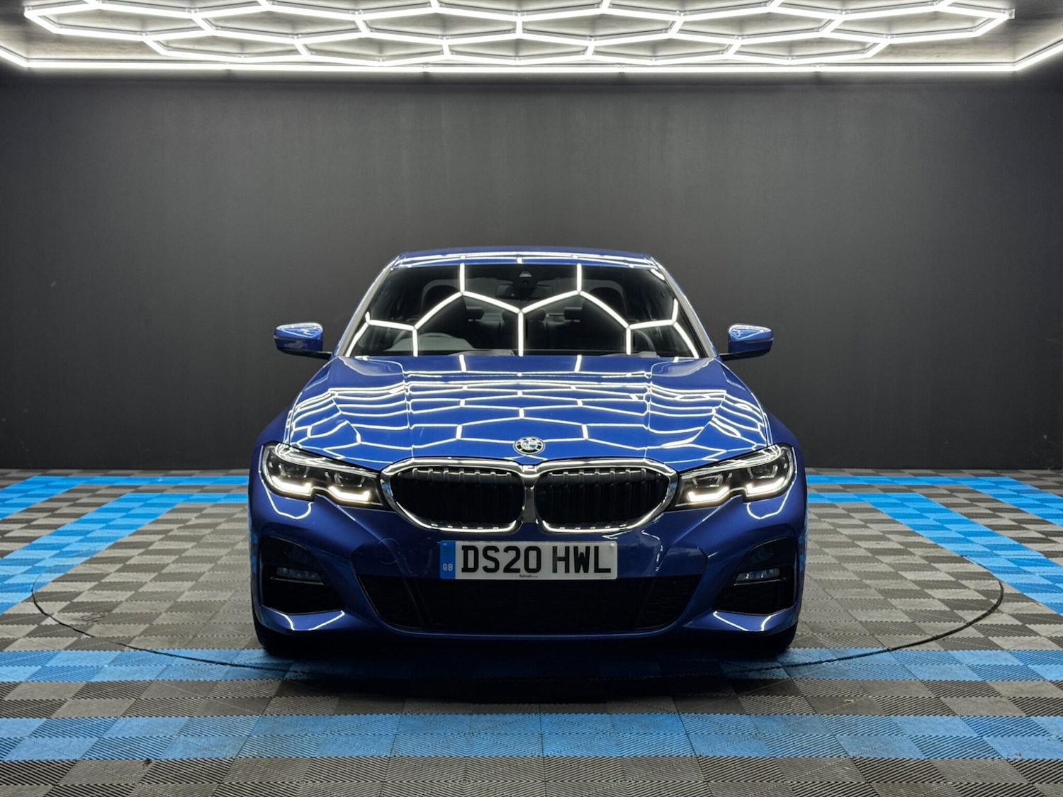 Used BMW 3 Series 2020 for sale - 76839678: Photo 2