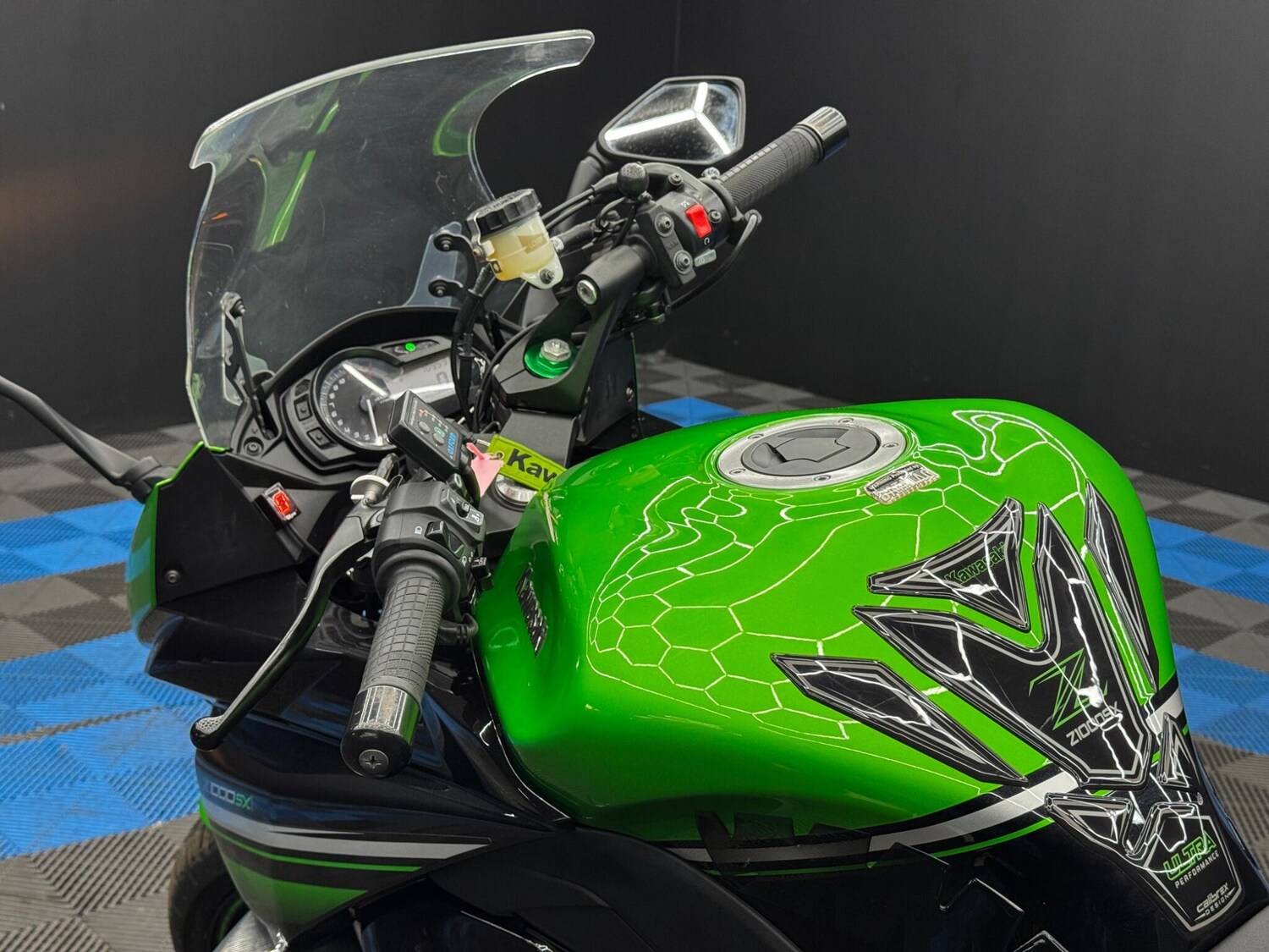 Used Kawasaki Z 2015 for sale - 78492057: Photo 23