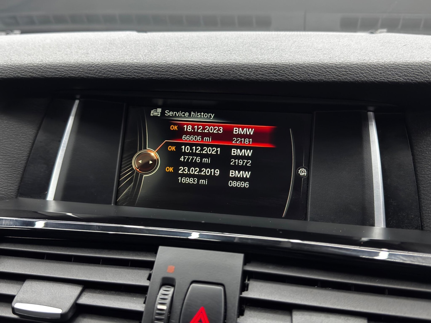 Used BMW X4 2017 for sale - 76824559: Photo 33