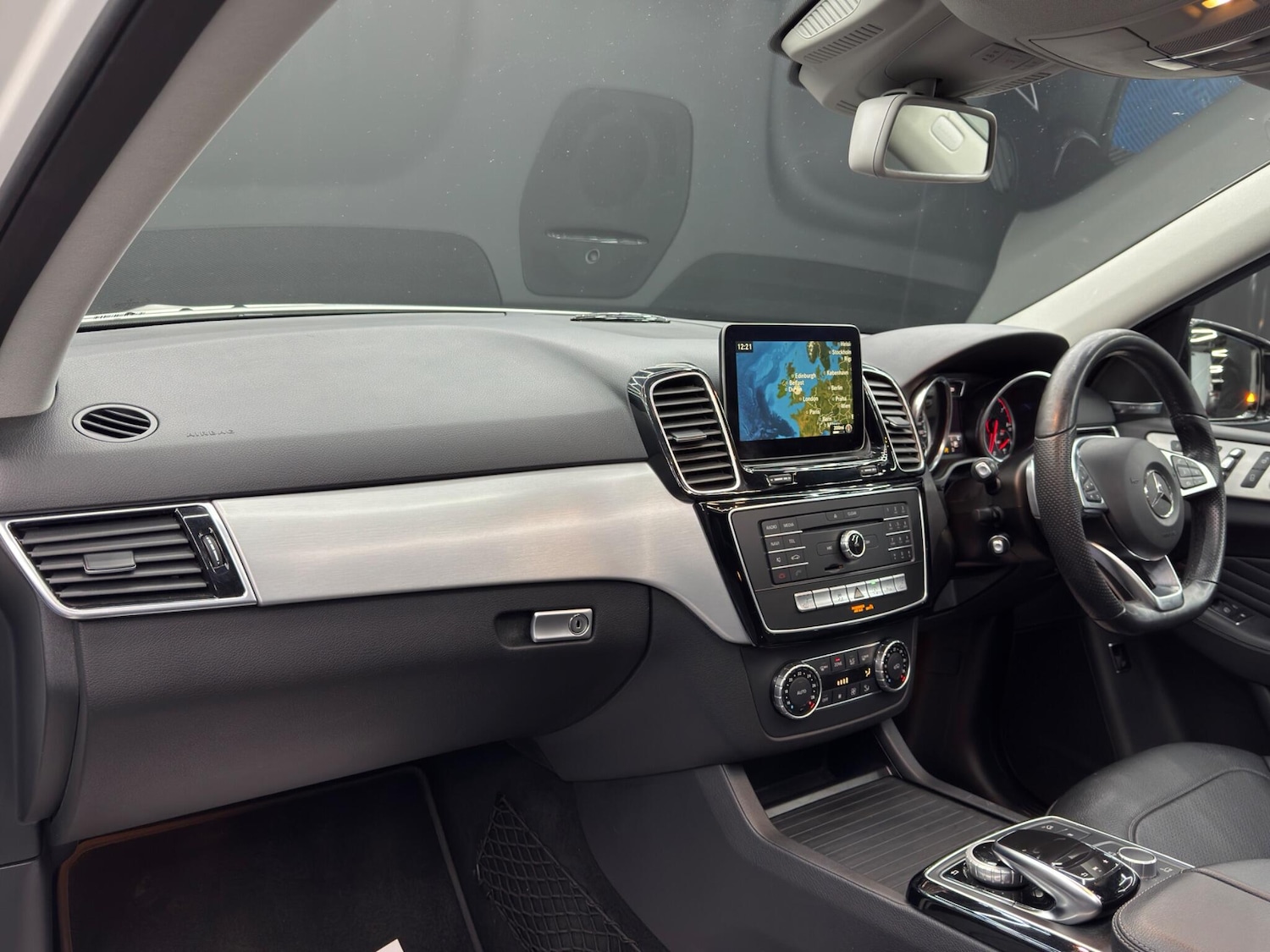 Used Mercedes-Benz GLE 2017 for sale - 76700927: Photo 11