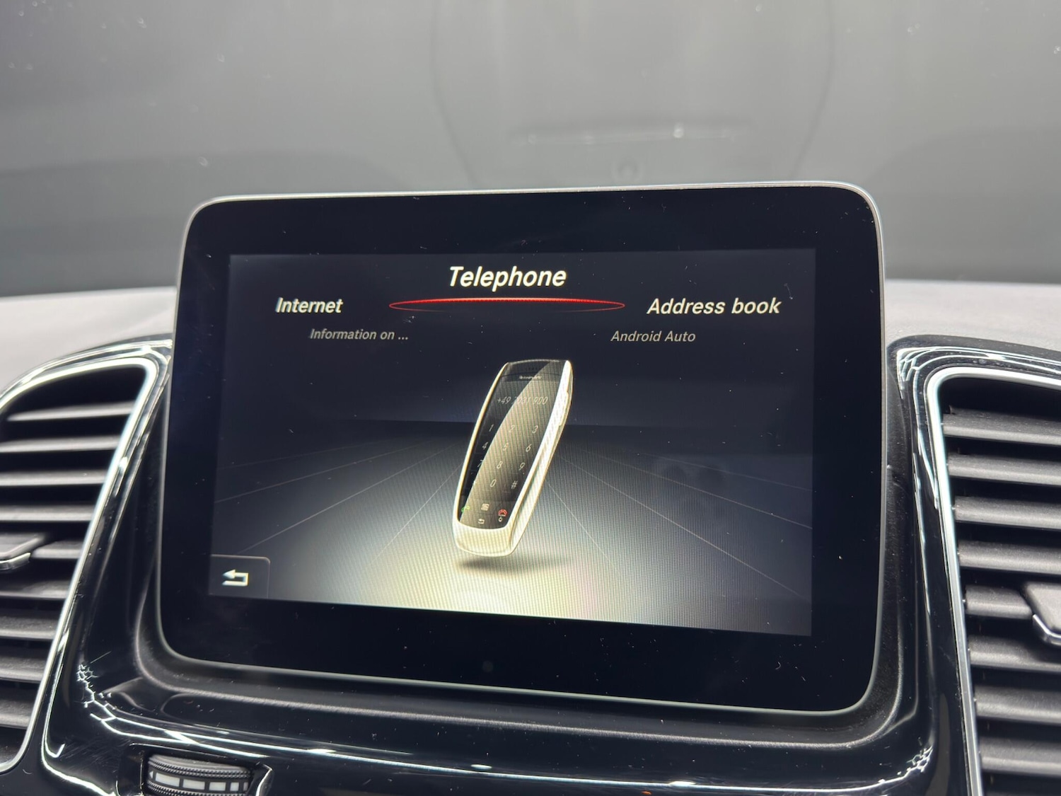 Used Mercedes-Benz GLE 2017 for sale - 76700927: Photo 32