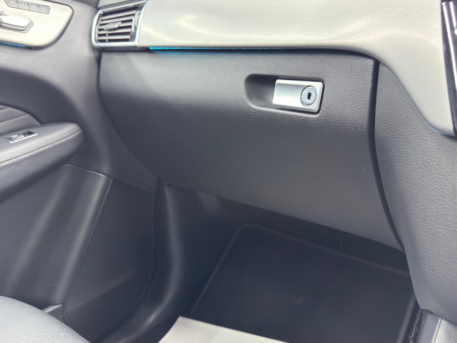 Used Mercedes-Benz GLE 2017 for sale - 76700927: Photo 36