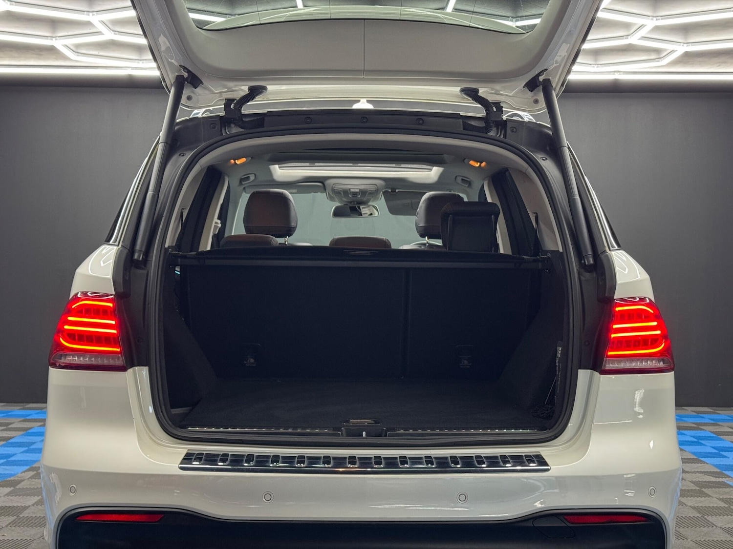 Used Mercedes-Benz GLE 2017 for sale - 76700927: Photo 38