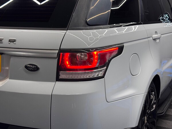 Used Land Rover Range Rover Sport 2016 for sale - 76239476: Photo 48