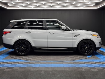 Used Land Rover Range Rover Sport 2016 for sale - 76239476: Photo 4