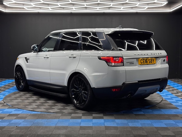 Used Land Rover Range Rover Sport 2016 for sale - 76239476: Photo 7