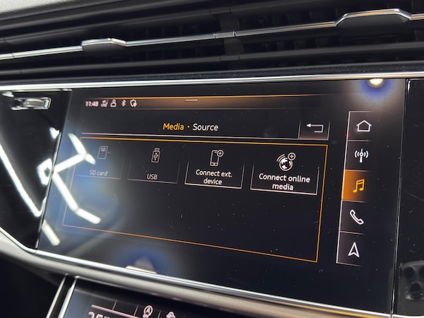 Used Audi Q7 2020 for sale - 76199973: Photo 32