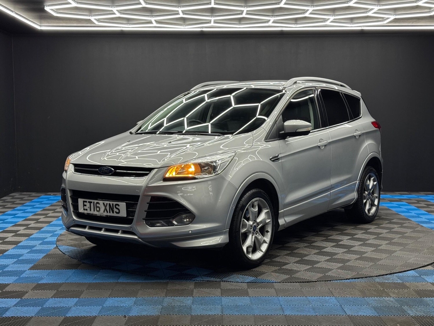Used Ford Kuga 2016 for sale - 77695907: Photo 3