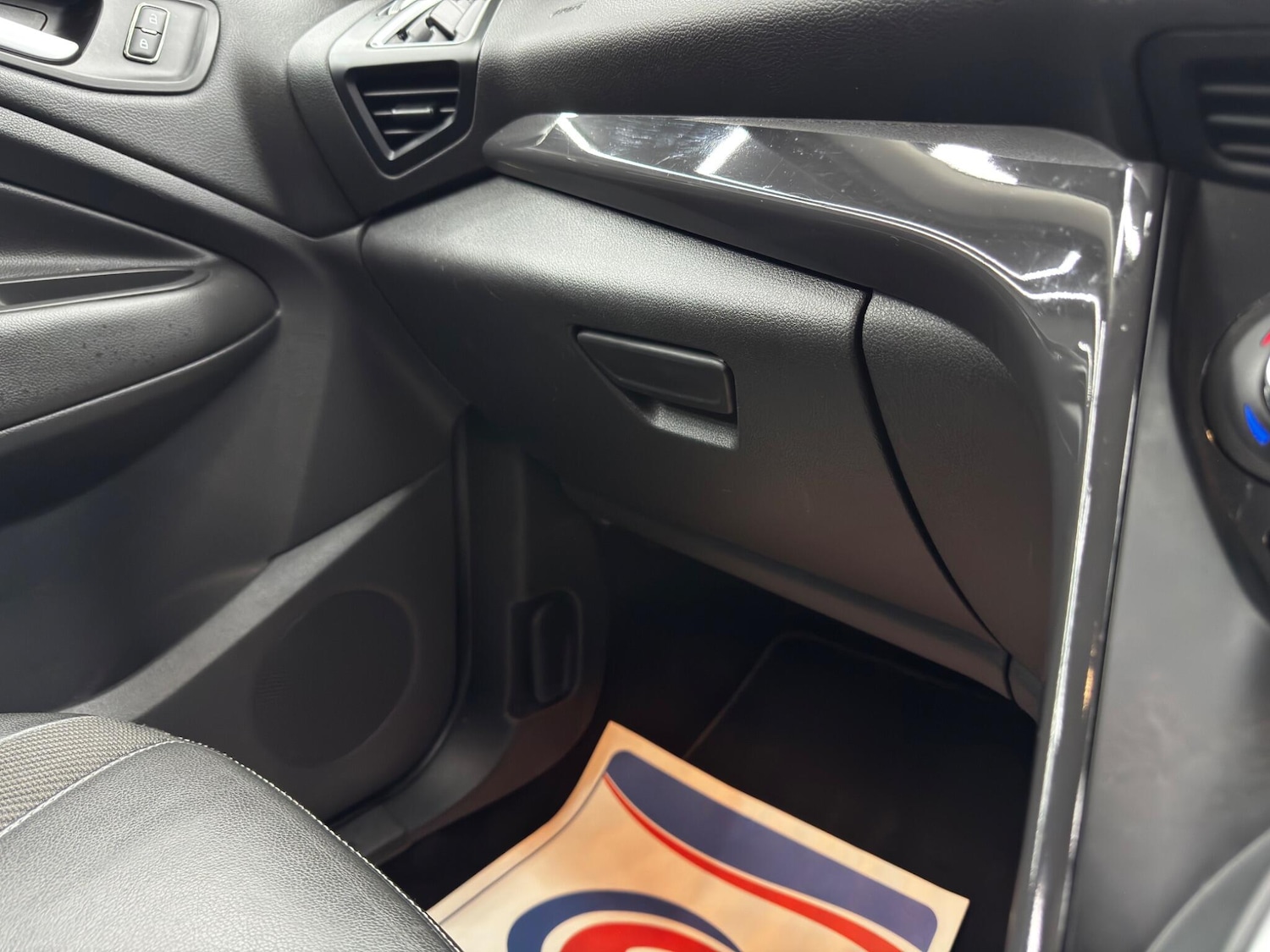 Used Ford Kuga 2016 for sale - 77695907: Photo 32