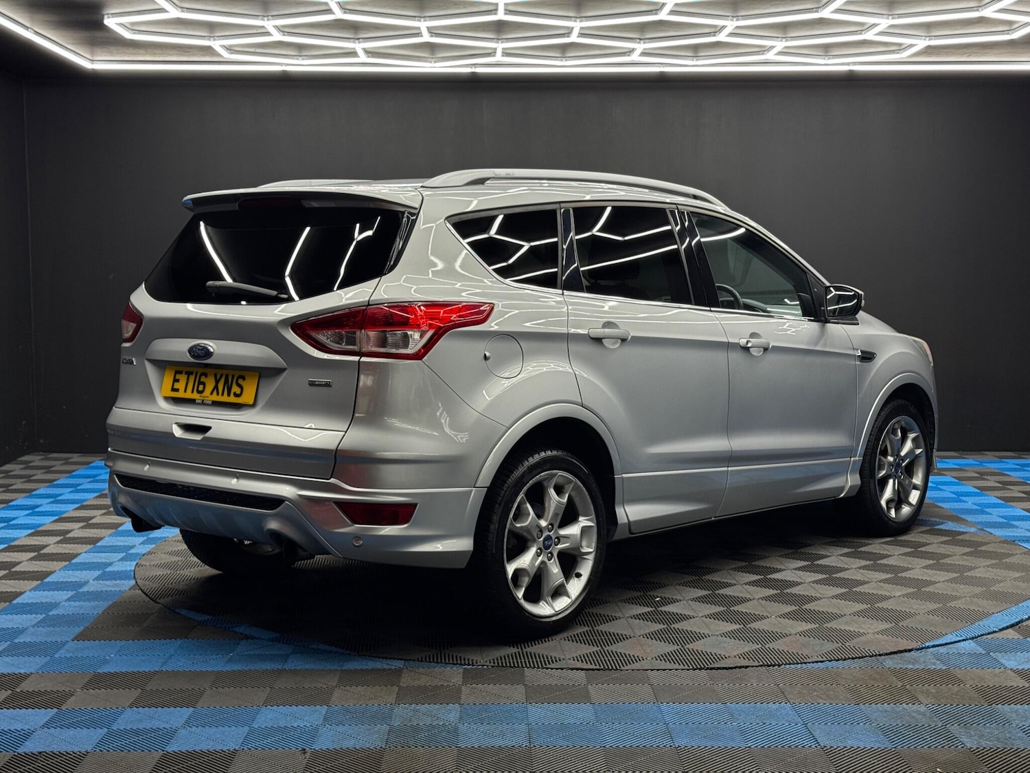 Used Ford Kuga 2016 for sale - 77695907: Photo 5