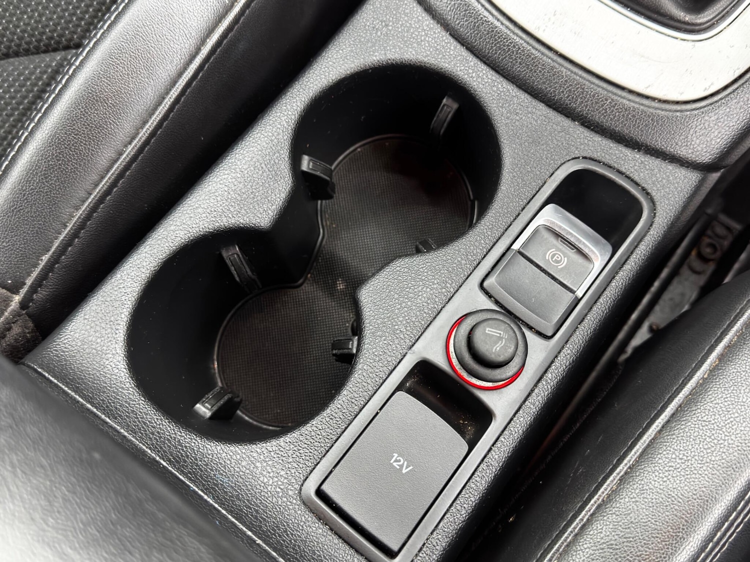 Used Audi Q3 2013 for sale - 76645359: Photo 25