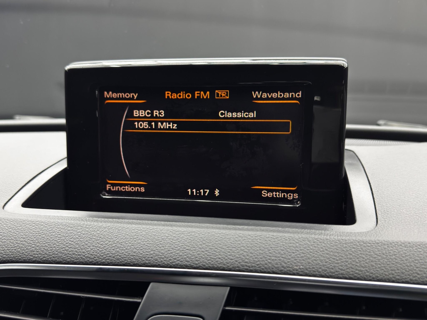 Used Audi Q3 2013 for sale - 76645359: Photo 30