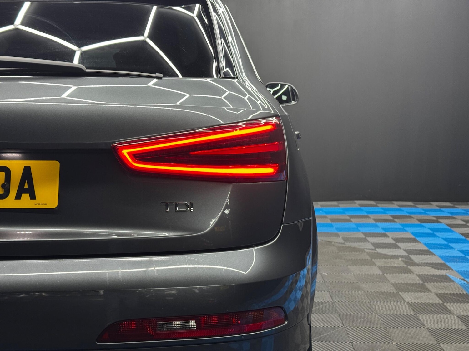 Used Audi Q3 2013 for sale - 76645359: Photo 41