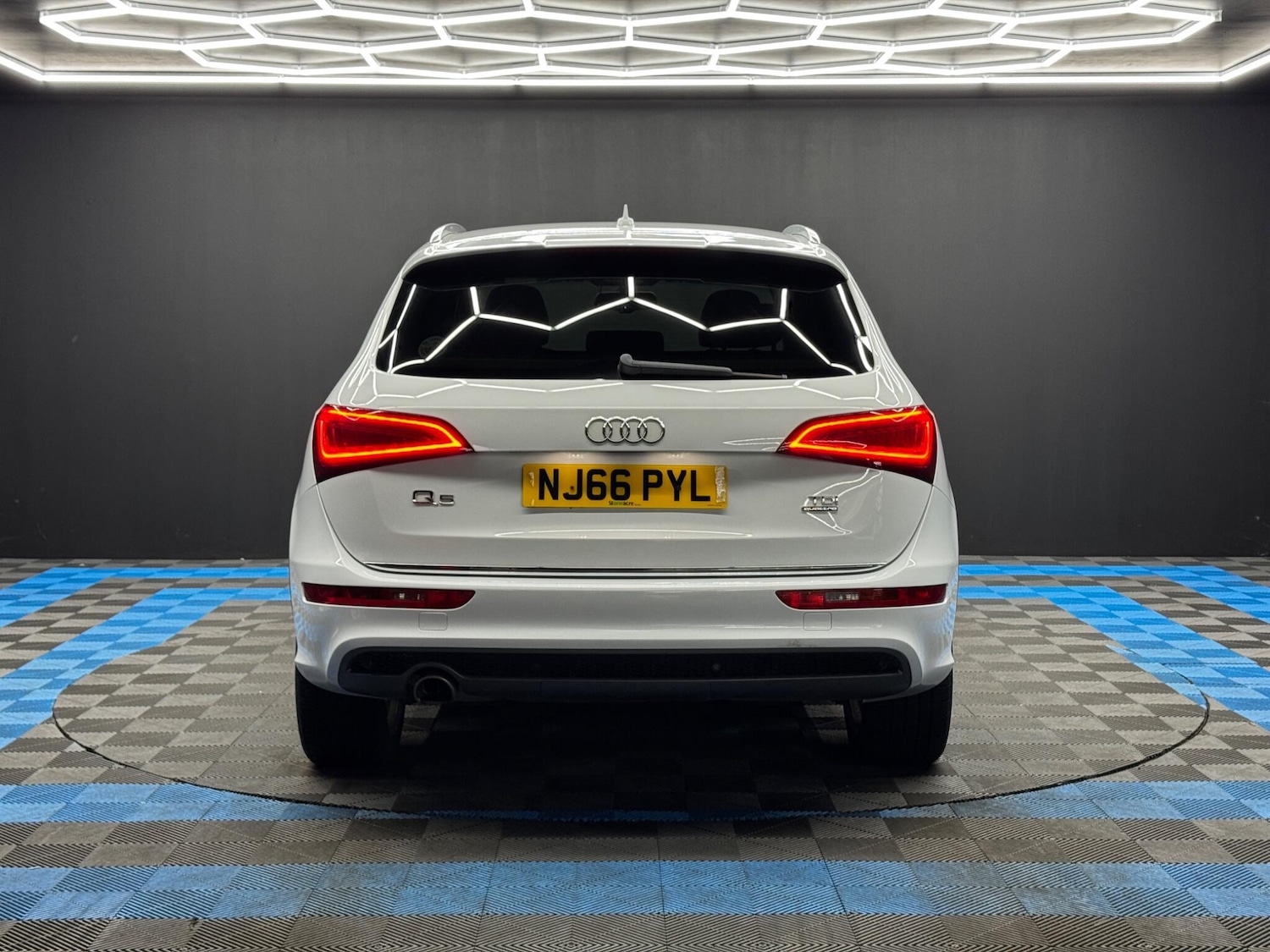 Used Audi Q5 2016 for sale - 77794149: Photo 6