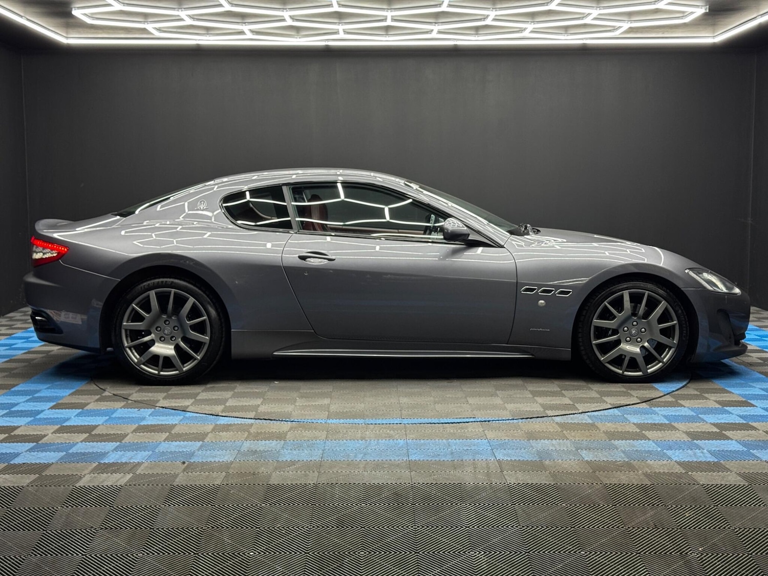 Used Maserati Granturismo 2014 for sale - 77969753: Photo 4