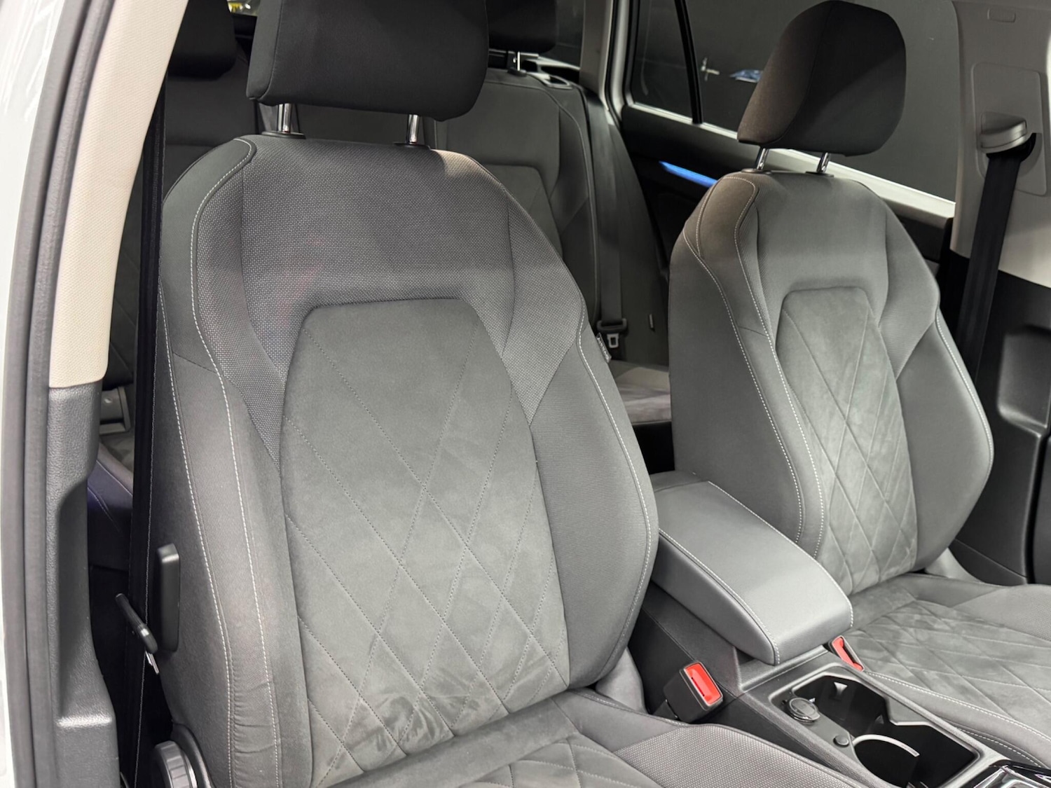 Used Volkswagen Golf 2024 for sale - 76085214: Photo 12