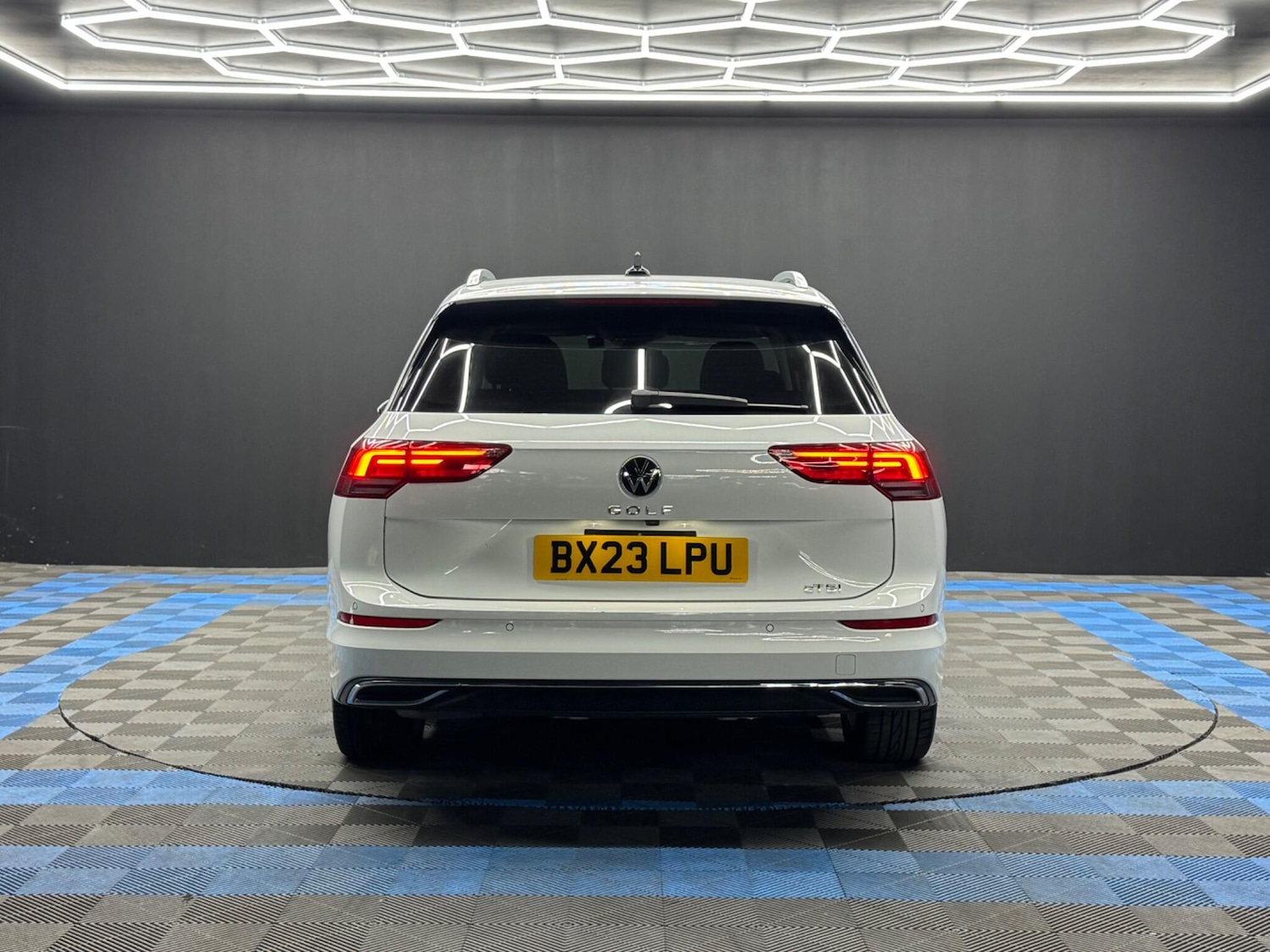 Used Volkswagen Golf 2024 for sale - 76085214: Photo 6
