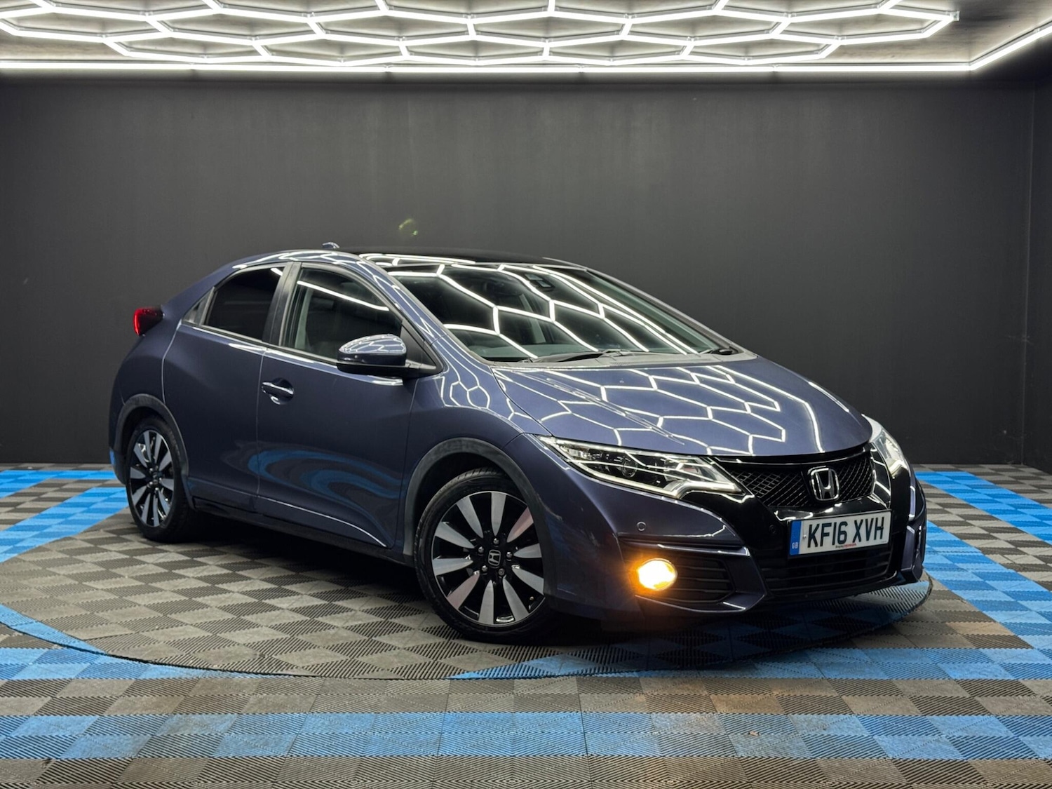 Used Honda Civic 2016 for sale - 77671200: Photo 1