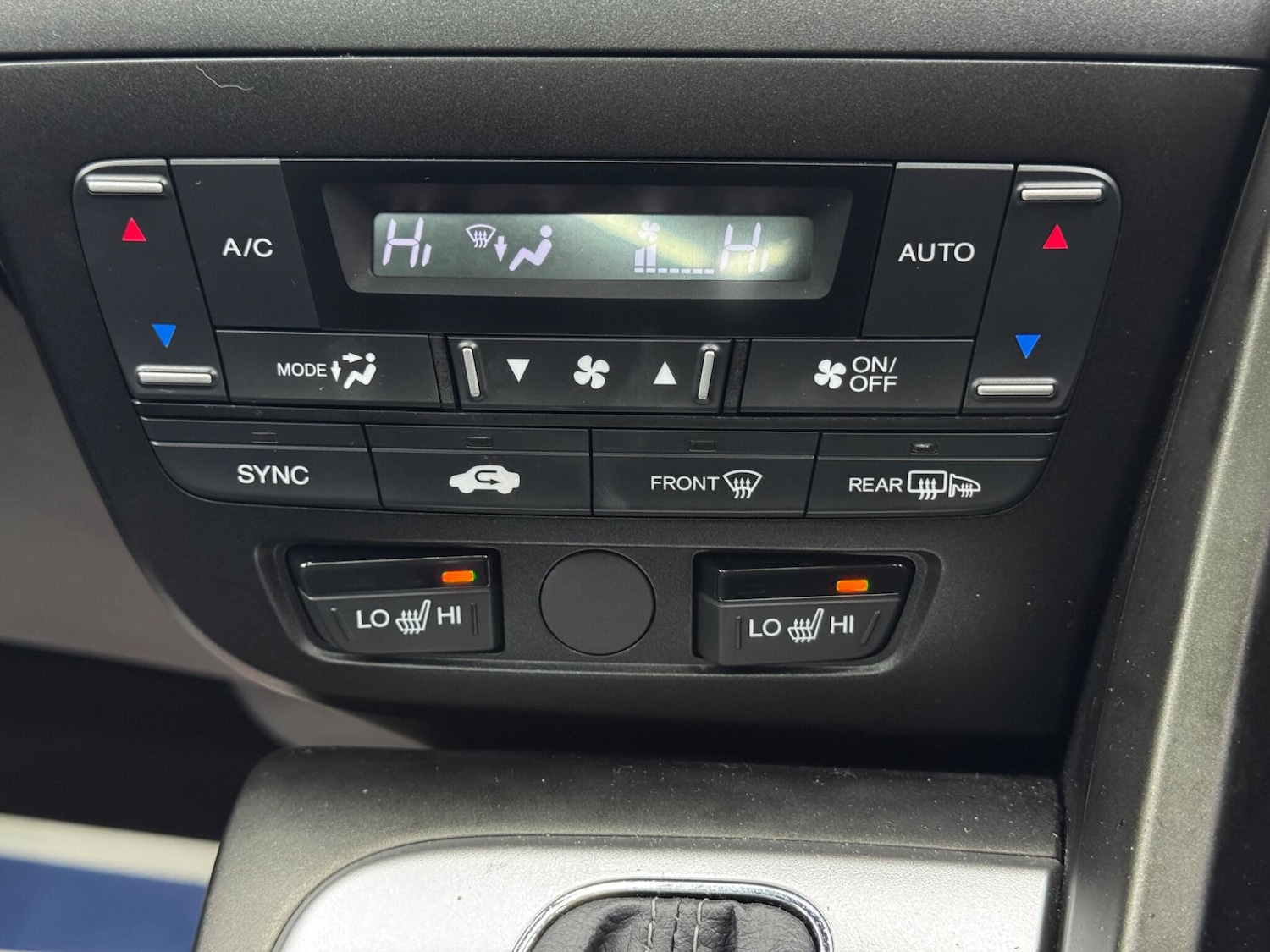 Used Honda Civic 2016 for sale - 77671200: Photo 28