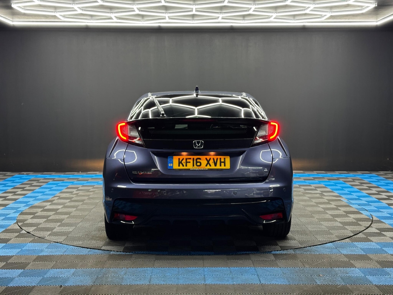 Used Honda Civic 2016 for sale - 77671200: Photo 6