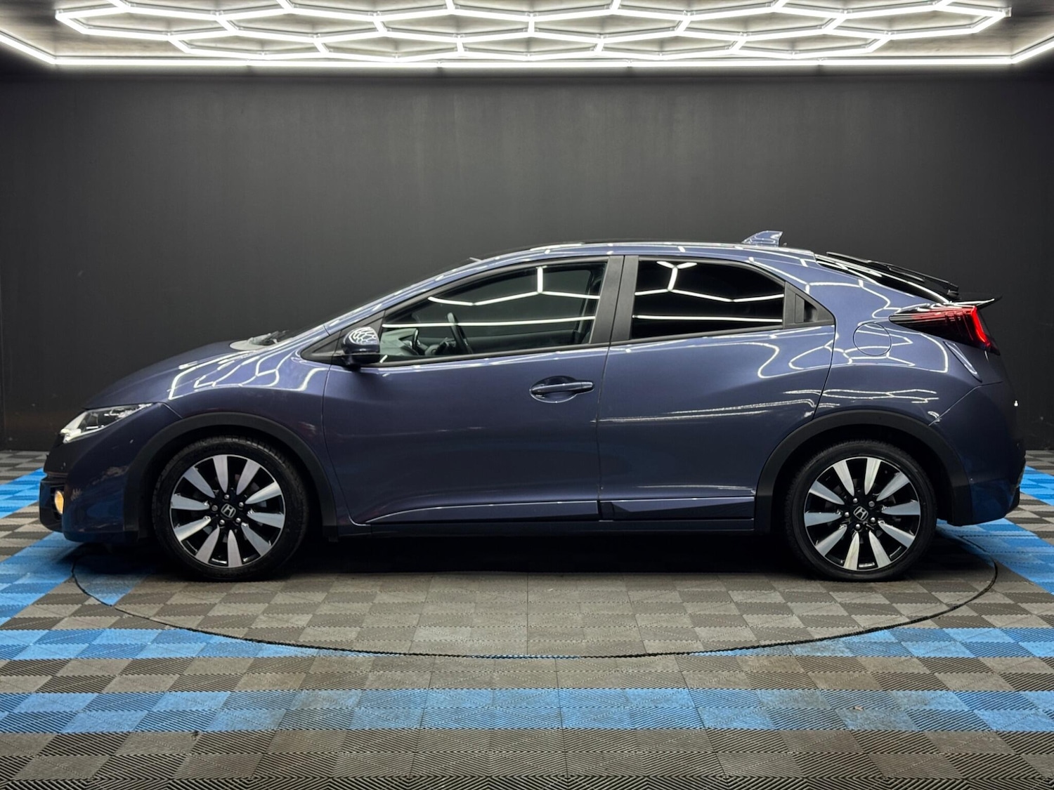 Used Honda Civic 2016 for sale - 77671200: Photo 8