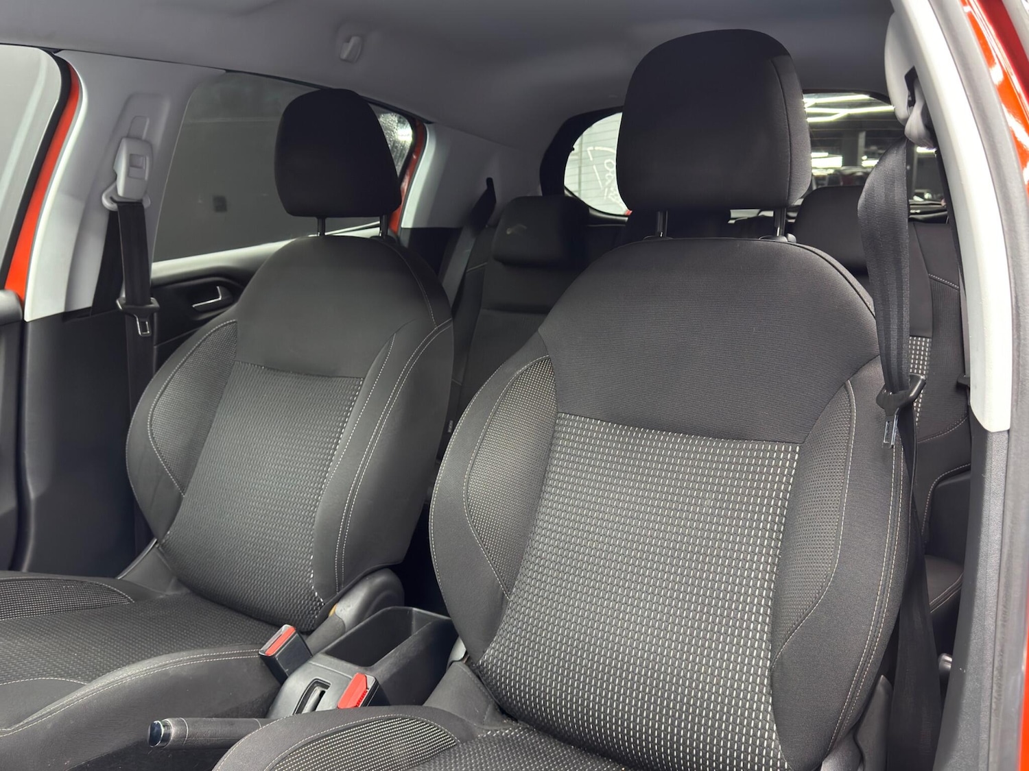 Used Peugeot 208 2016 for sale - 76942410: Photo 14