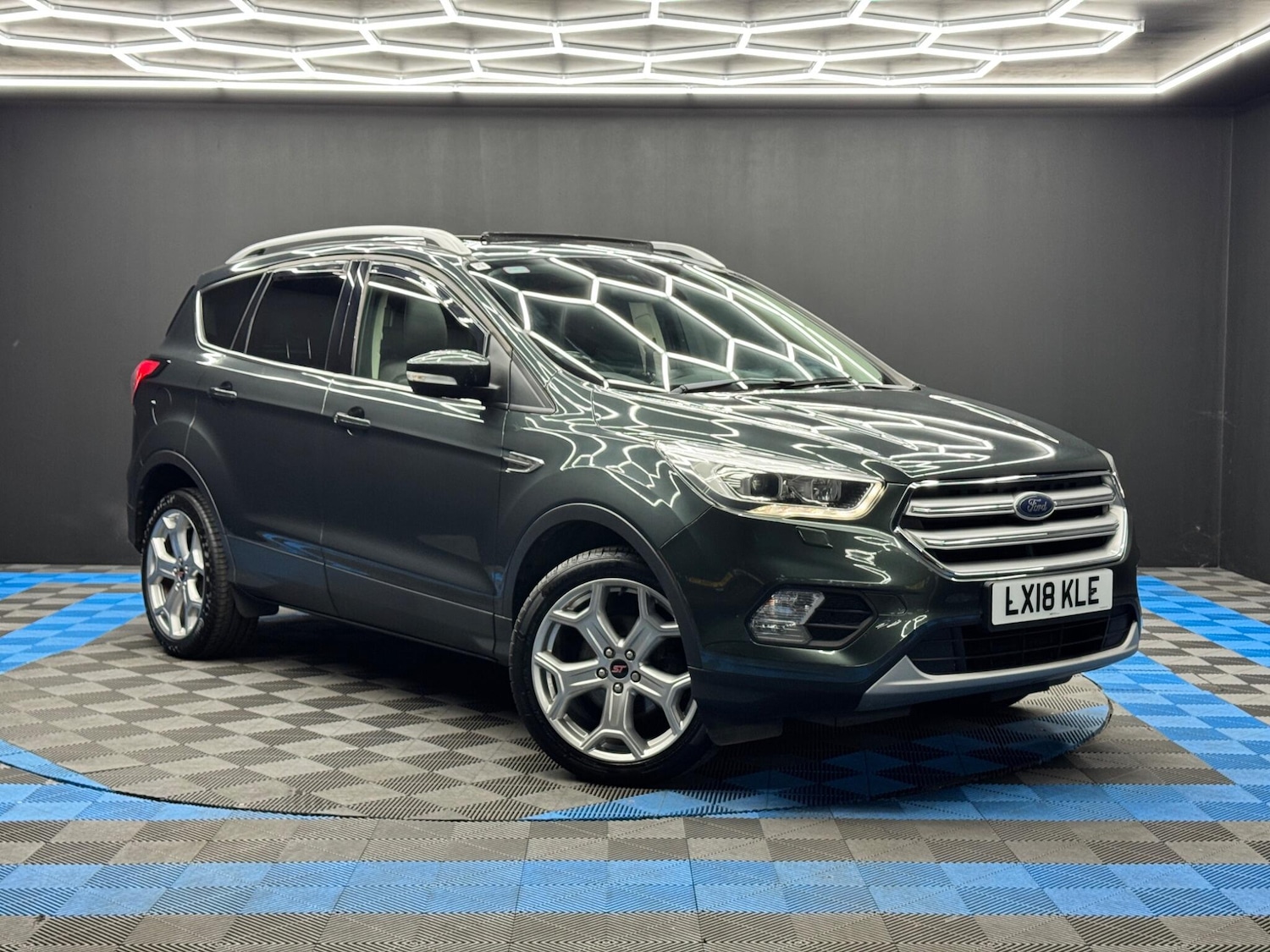 Used Ford Kuga 2018 for sale - 76689202: Photo 1