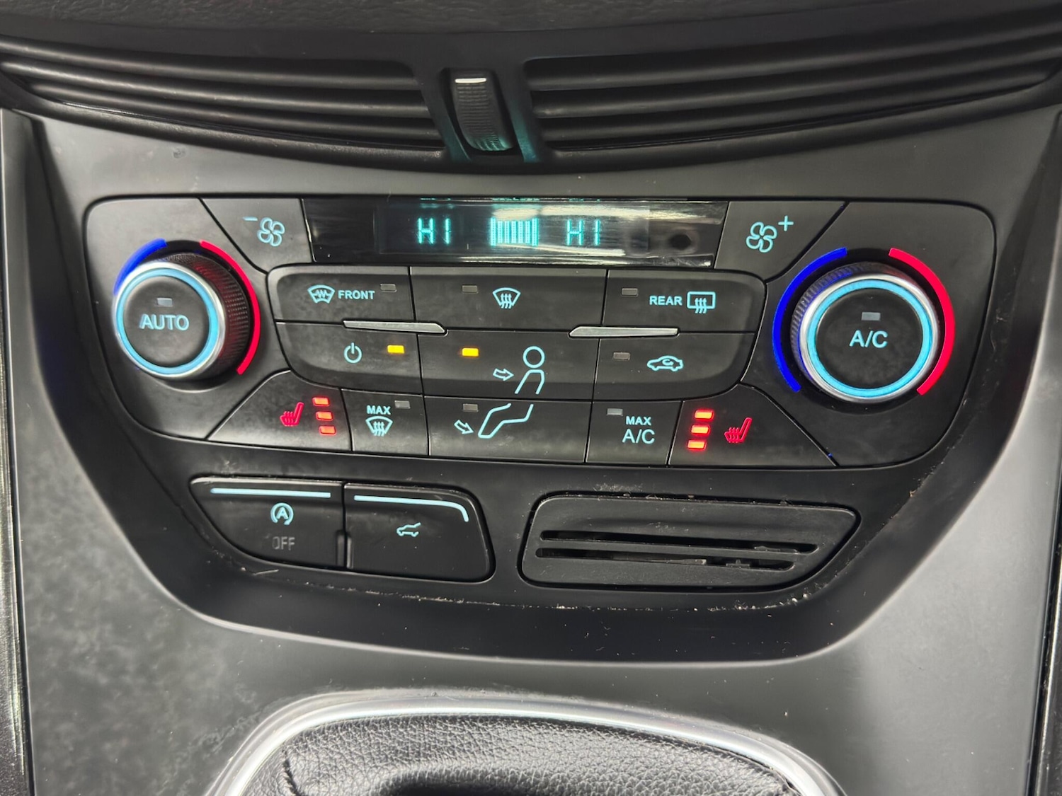 Used Ford Kuga 2018 for sale - 76689202: Photo 27